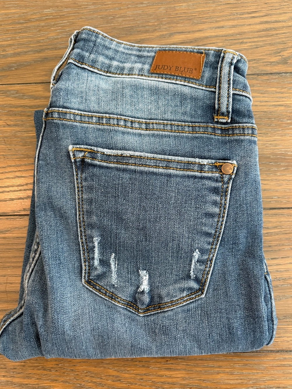 Judy Blue Relaxed Fit Distressed Blue Jeans Size 7/28‎